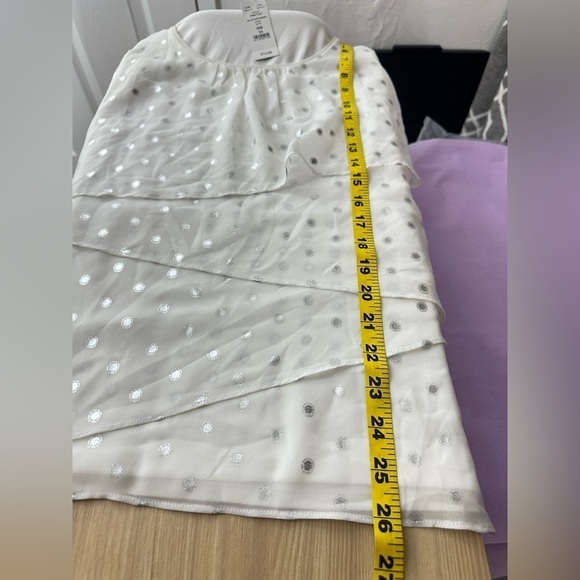 NWT WHBM Retro Foil Dot Woven Tier Shell Sleeveless Blouse in White/Silver Sz XS - Picture 7 of 9